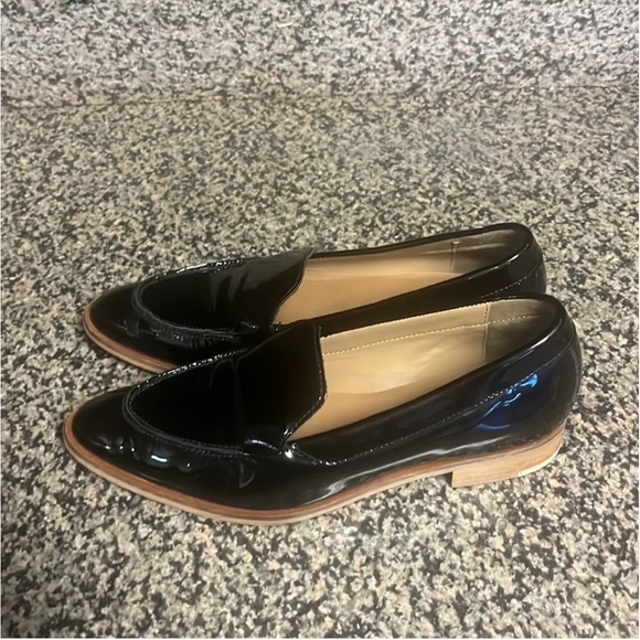 Ladies EVERLANE BLACK PATEN MODERN LEATHER LOAFERS - Picture 6 of 10